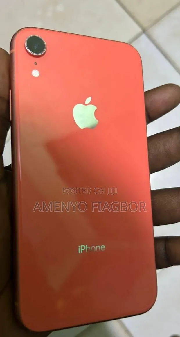 Apple XR 128 GB Orange · Photo 1