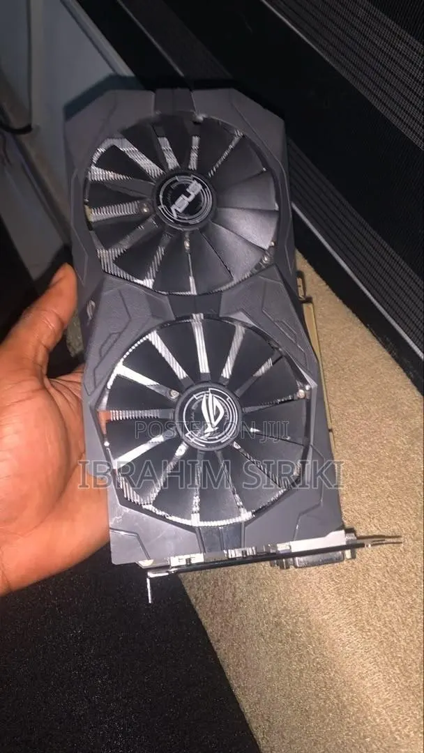 ASUS Strix 1050 Ti · Photo 1
