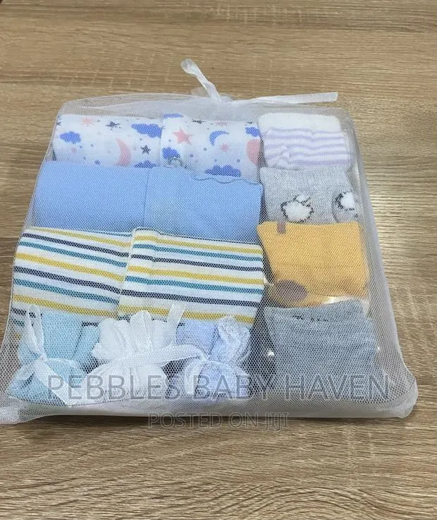 Carters Baby Sleep Suit Set · Photo 1