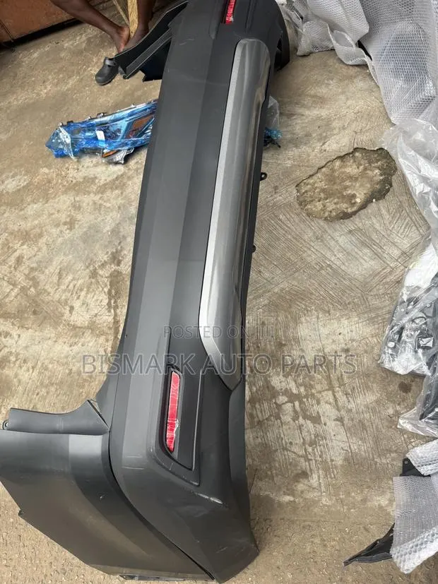 Toyota Highlander Grand 2024 2025 2026 Back Bumper Complete · Photo 1