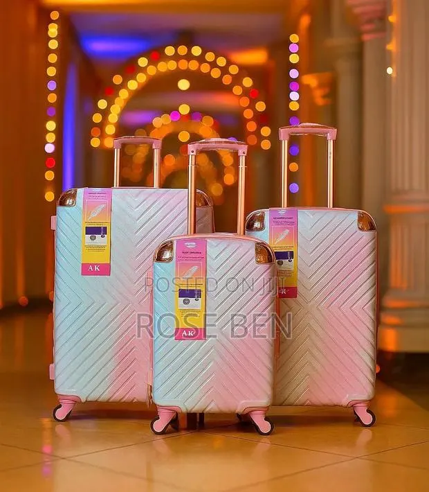 Luxury Traveling Bags Sets · Photo 1