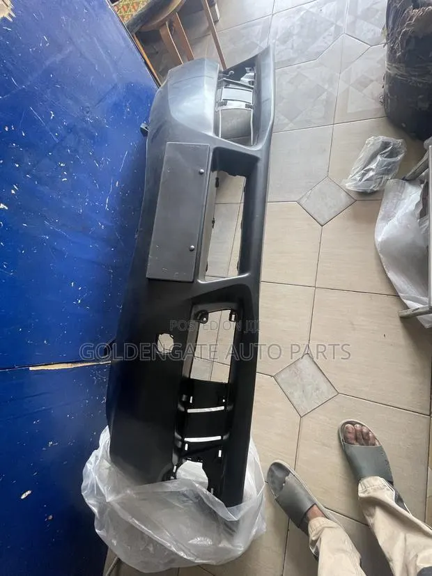Toyota Camry Spider 2014 Front Bumper · Photo 1