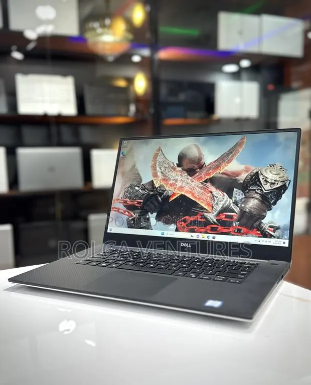 Laptop Dell Precision 5530 16GB Intel Core i7 SSD 256GB · Photo 1