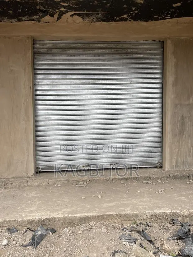 Quality Roller Gates for Shops, Stores Companies · Photo 1