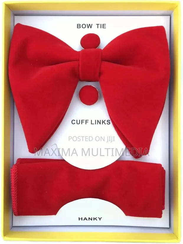 Men's Bowtie With Cufflinks And Pocket Hanky · Photo 1
