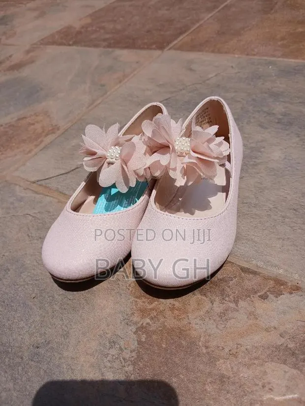Moonsoon Children Pink Ballet Shoe With A Bow For Kids · Photo 1