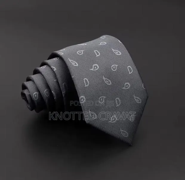 Grey Paisley Tie · Photo 1