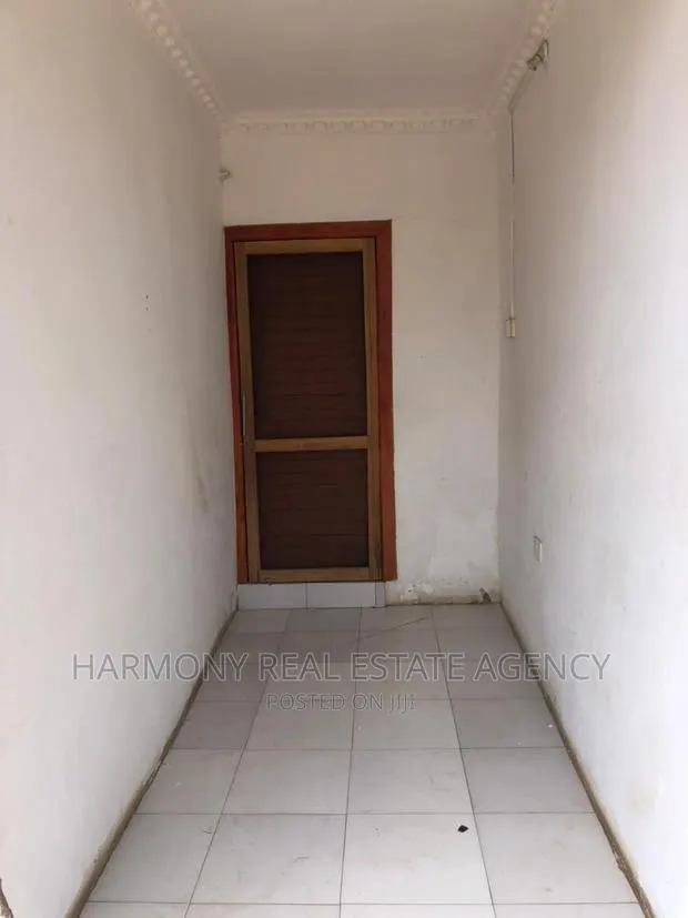 1bdrm Apartment in Kotobabi for rent · Photo 1