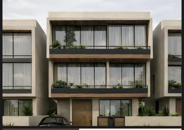 5bdrm House in East Legon for sale · Photo 1