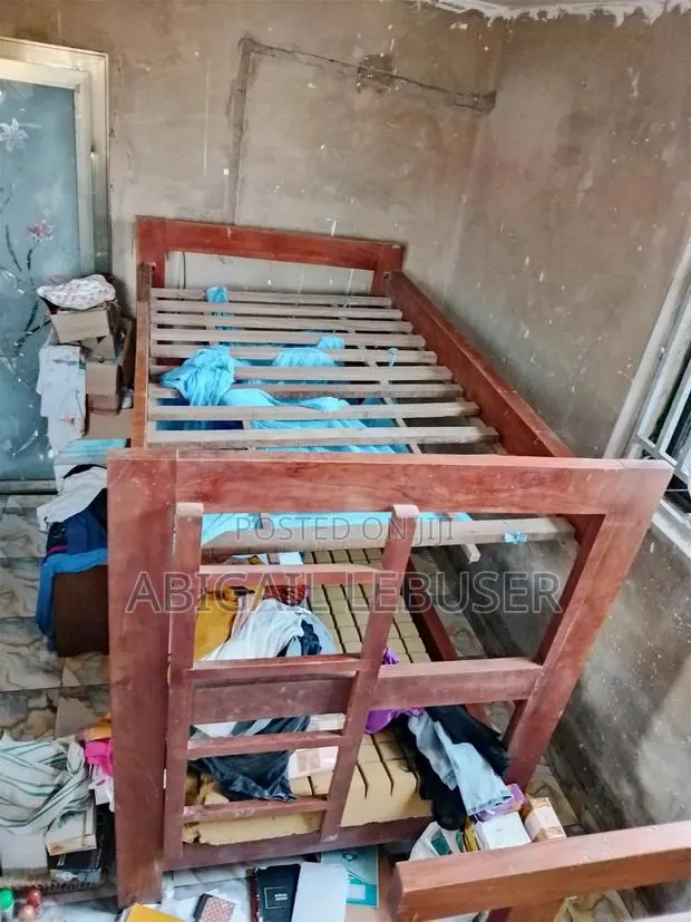 Bunk Bed One and Half · Photo 1
