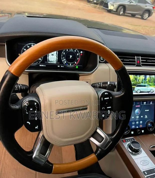 Land Rover Range Rover Vogue 2018 Black · Photo 1