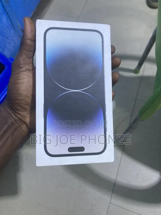 New Apple iPhone 14 Pro Max 128 GB Black · Photo 2