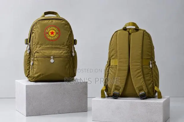 School Bags · Photo 1
