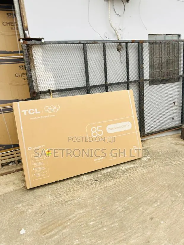 Newly Bulky TCL 85'' Qled Pro 85p7l Smart Android Television · Photo 1