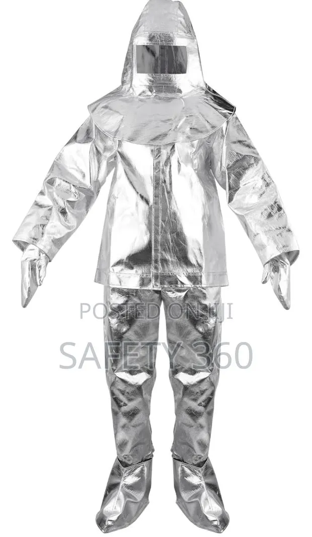 Fire Aluminized Uniform · Photo 1