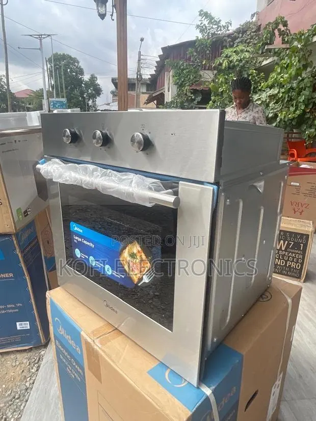 Midea 90cm Oven With Easy-Clean Interior · Photo 1