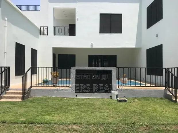 5bdrm House in Seekers Realty, Cantonments for rent · Photo 1