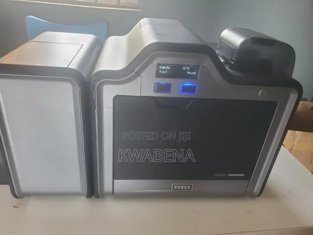 Fargo HDP 5000 Printer · Photo 1