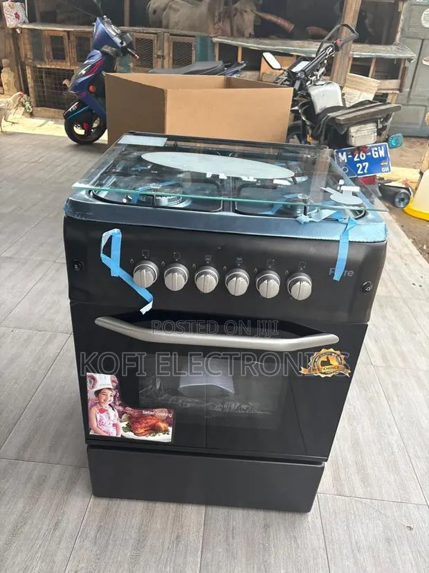 Efficient 60x60 Gas Cooker With Multi-Burner Convenience · Photo 1