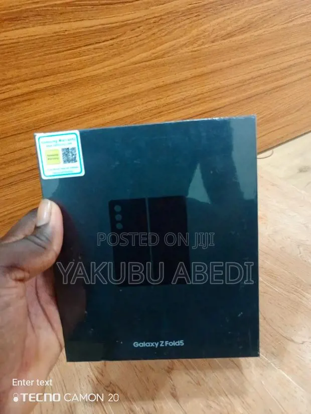 New Samsung Galaxy Z Fold 5 256 GB Black · Photo 1