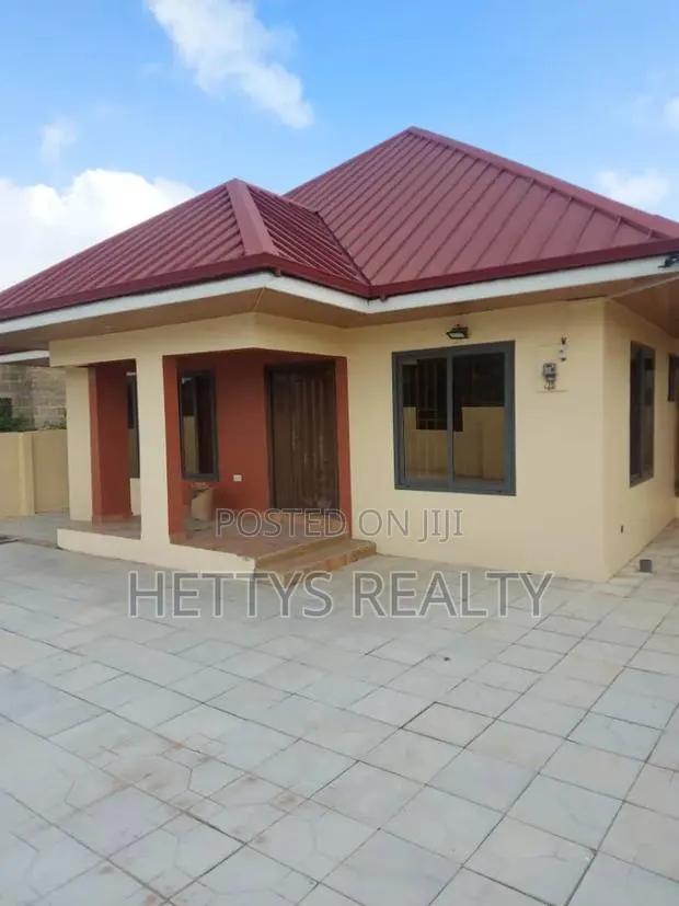 2bdrm House in School Park Area for sale · Photo 1