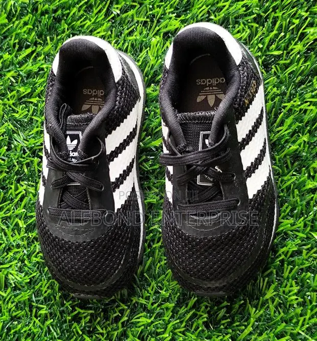 Adidas Originals N5923 Infant Black and White · Photo 1