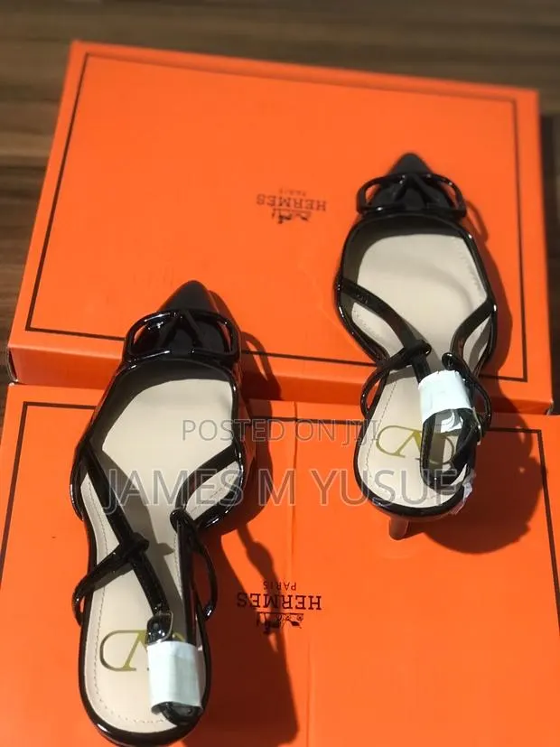 Original v Fashion Covered Short Heel Sandals · Photo 1