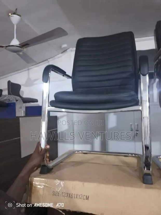Waiting Room Chair · Photo 1