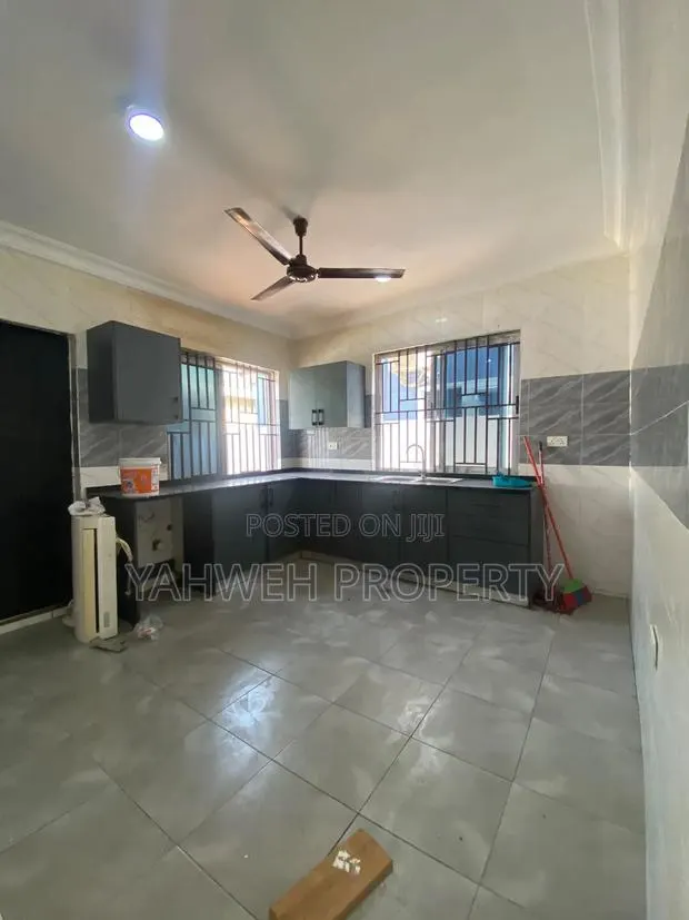 3bdrm House in Spintex Baatsona for rent · Photo 1