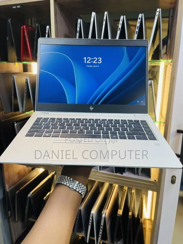 Laptop HP EliteBook 745 G6 16GB AMD Ryzen 7 SSD 256GB · Photo 1