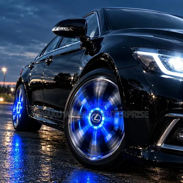 Lexus Premium LED Spinning Wheel Centre Cap · Photo 1