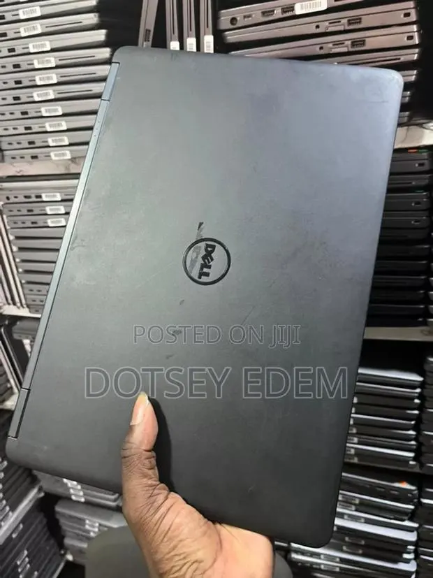 Laptop Dell Latitude 5320 8GB Intel Core i5 SSD 128GB · Photo 1
