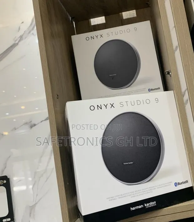 Just Order Black Harman Kardon Onyx Studio 9 Bluetooth Speaker · Photo 1