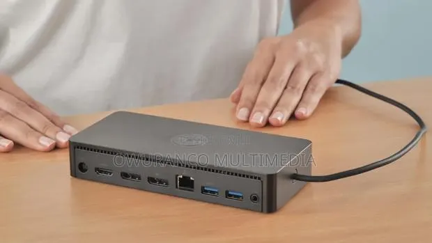 Dell Universal Dock D6000: Triple 4k/5k With Turbo Blast Performance · Photo 1