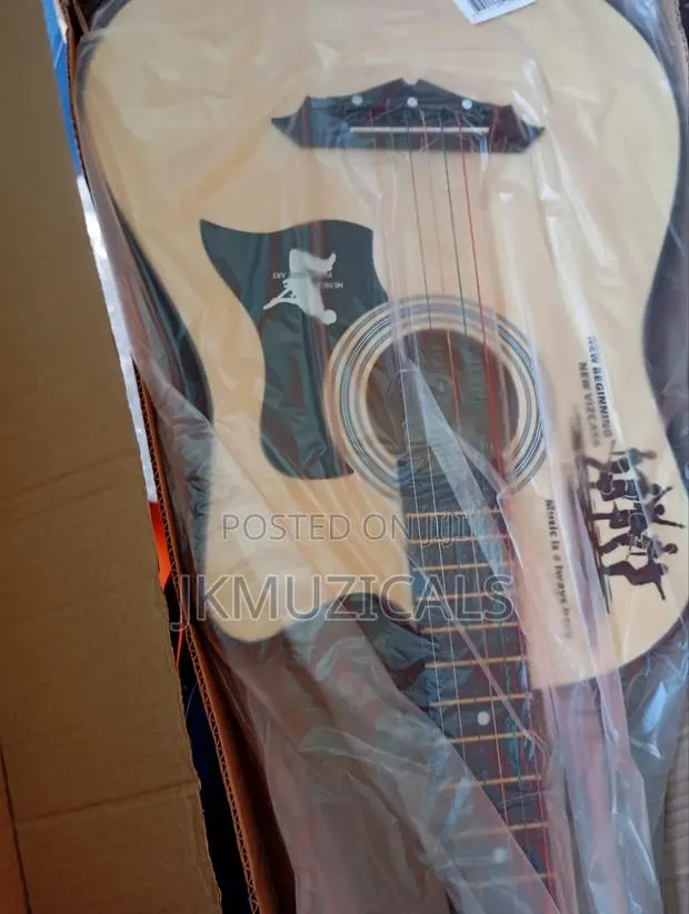 Acoustic Guitar · Photo 1