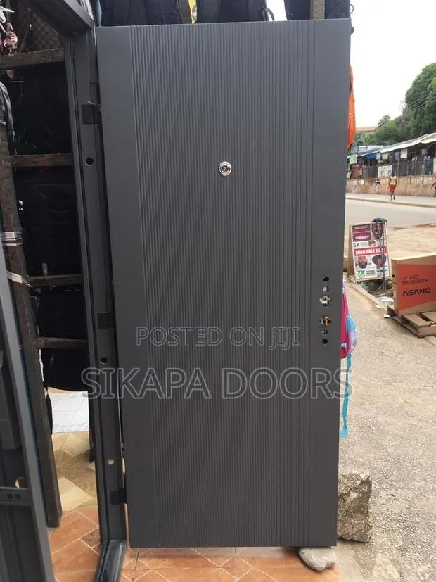 Beautiful Single and One and Half Door Available · Photo 1