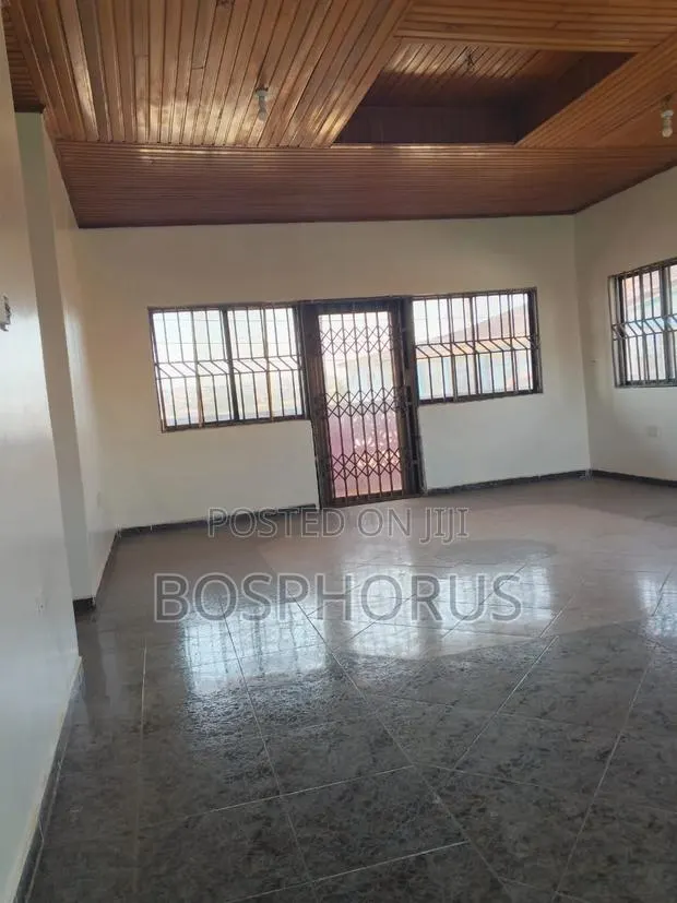 3bdrm Apartment in Alhaji Tabora, Nyanmekye for rent · Photo 1