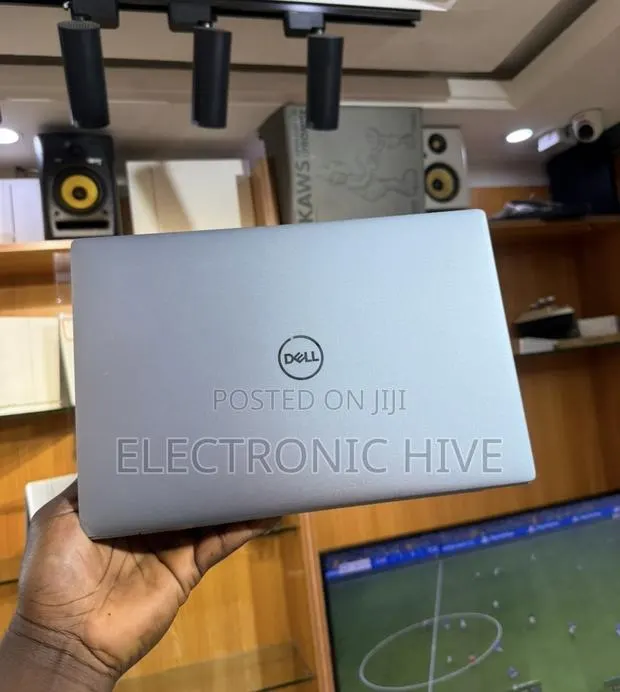 Laptop Dell XPS 13 16GB Intel Core i7 SSD 512GB · Photo 1
