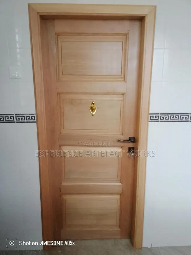 Double Face Door · Photo 1