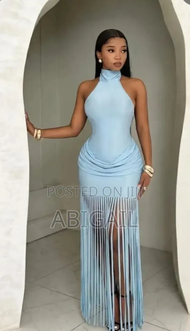 Maxi Dress · Photo 1