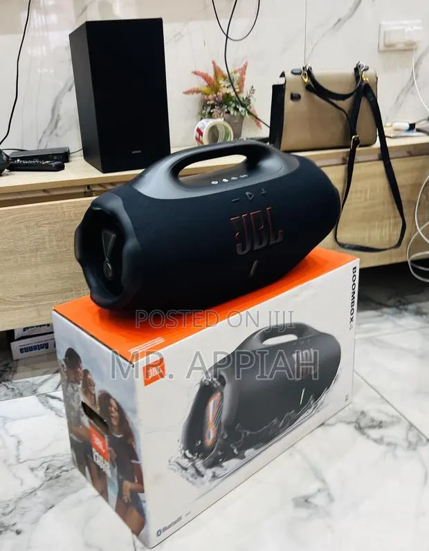 Fantastic JBL Boombox 4 Waterproof Speaker(Black) · Photo 1