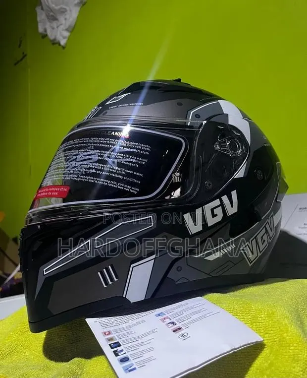 UGV Motorcycle Helmet · Photo 1