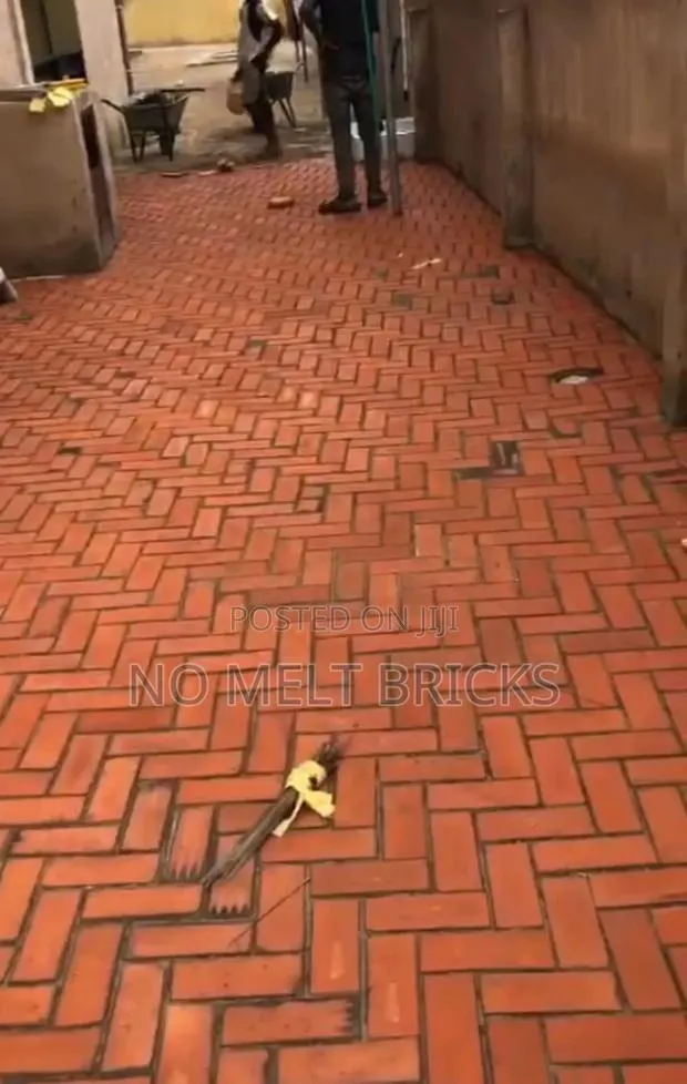 Floor Clay Made Tiled · Photo 1