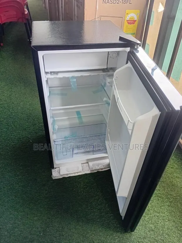 Westpool Refrigerator – Smart Storage Made Simple · Photo 1