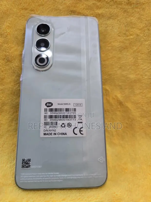 New Itel S25 128 GB Green · Photo 1