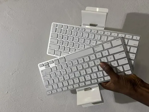 Apple Keyboard Dock iPad · Photo 1