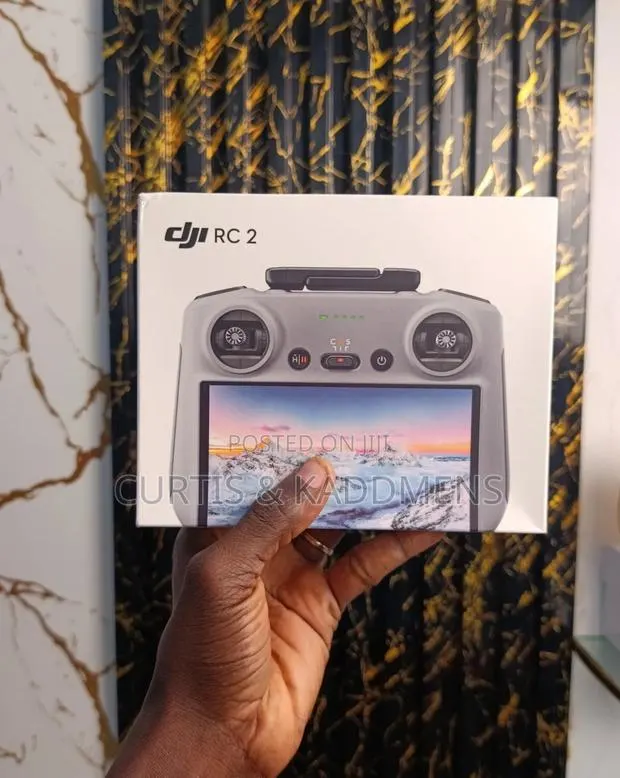 DJI RC 2 Remote Controller · Photo 1