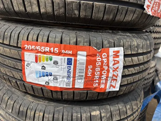 205/65r15 Maxezz · Photo 1