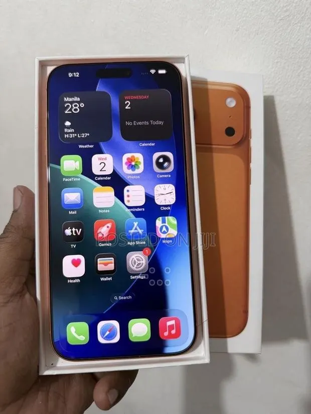 Apple iPhone 17 Pro Max 512 GB Orange · Photo 1