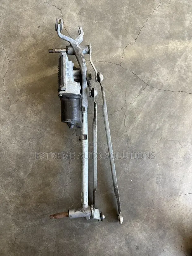 2019 2020 Honda CRV Front Wiper Motor Linkage Oem · Photo 1